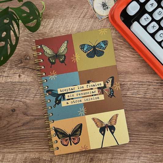 Libreta pasta dura/ Aceptar los finales