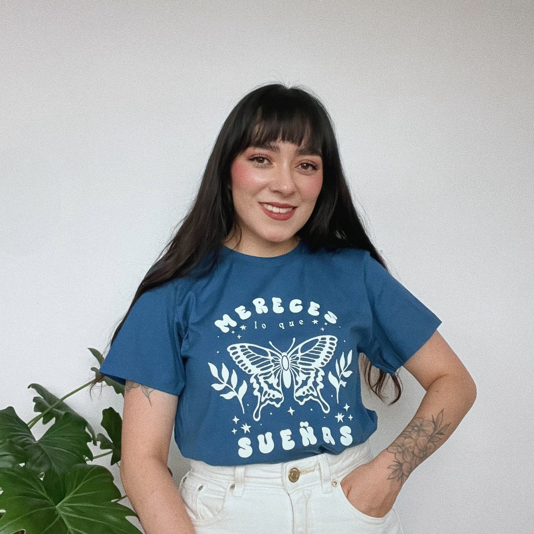 Playera Azul "Mereces lo que sueñas"