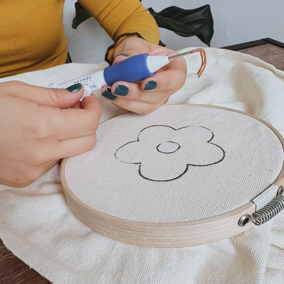 Taller en línea/ Borda tus ideas con Punch Needle (pregrabado) 🧵