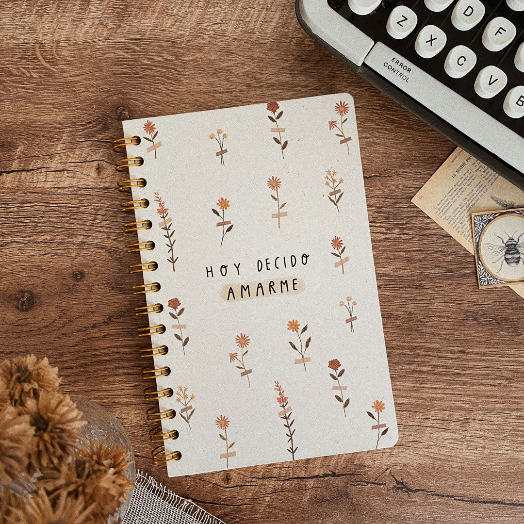 Libreta pasta dura/ Hoy decido amarme