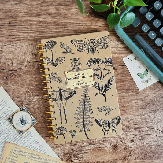 Libreta pasta dura/ Todo es temporal