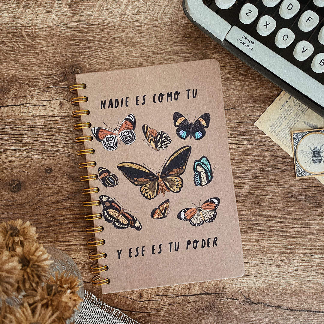 Libreta pasta dura/ Nadie es como tú