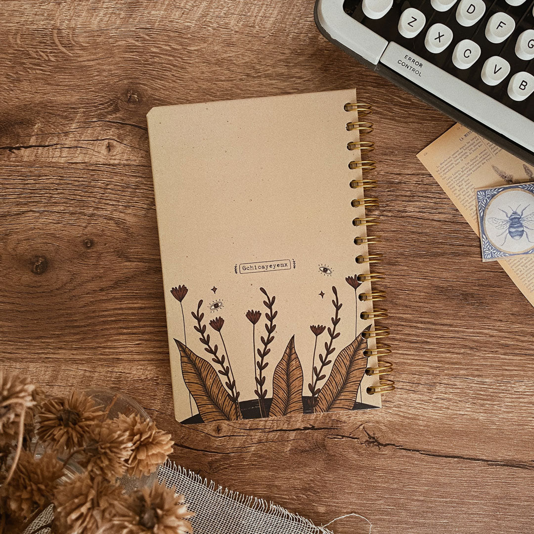 Libreta pasta dura/ Niña interior