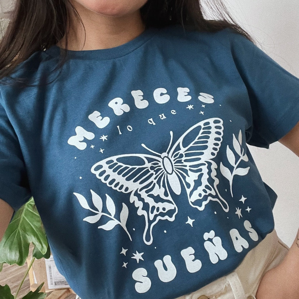 Playera Azul "Mereces lo que sueñas"