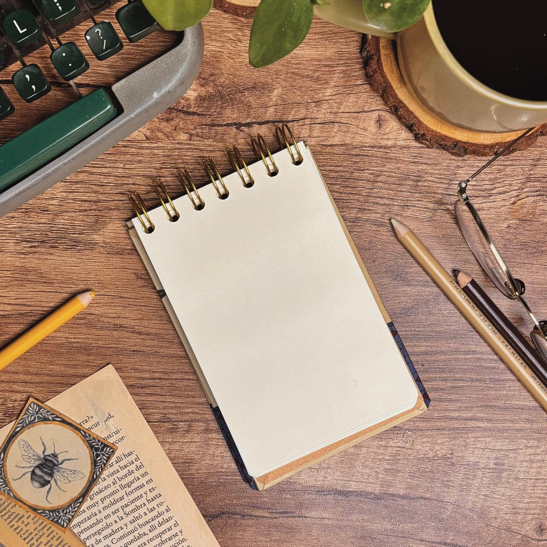 Libreta pasta dura MINI/ Confío en mi intuición