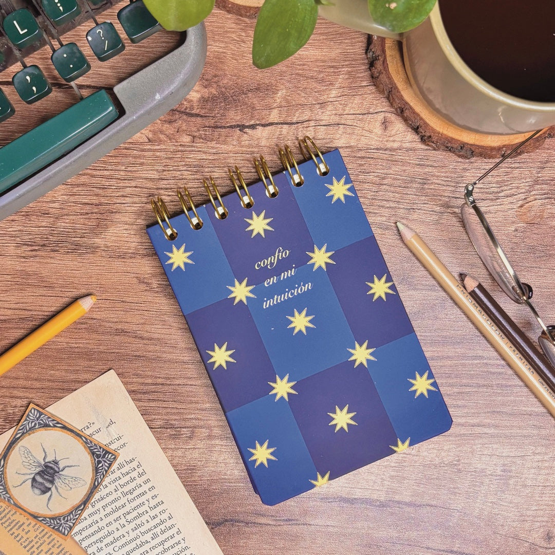 Libreta pasta dura MINI/ Confío en mi intuición